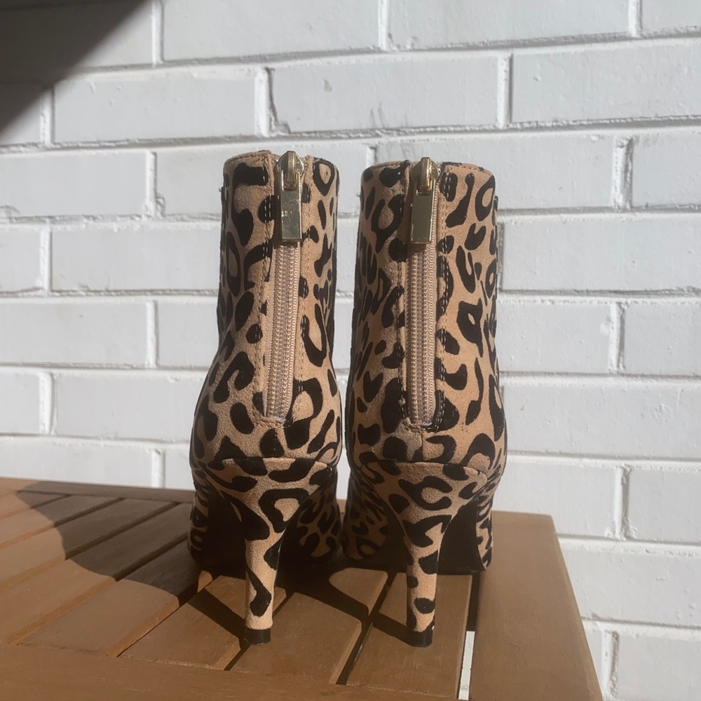 Leopard/Cheetah Print Fall Booties - image 4
